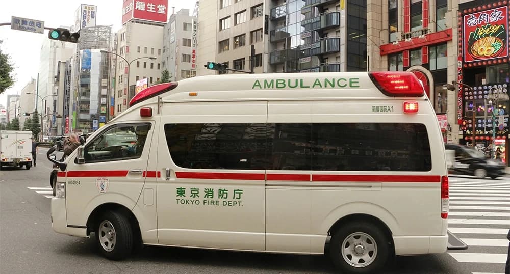 An ambulance in the city of Tokyo.