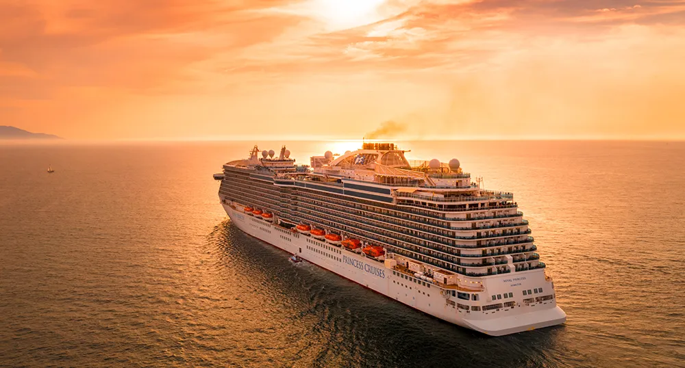 Cruise at sunset.